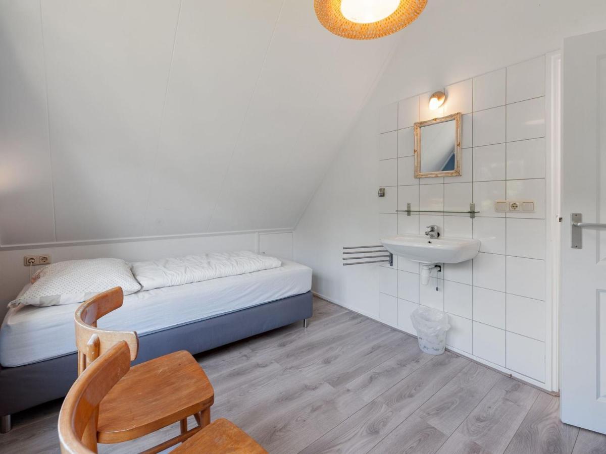 Beautiful Dune Villa With Thatched Roof On Ameland Buren  Buitenkant foto